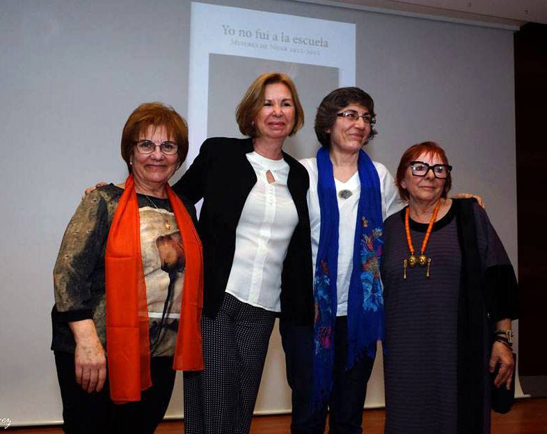 Autoras del libro  Yo no fui a la Escuela  Parque Natural Cabo de Gata Níjar