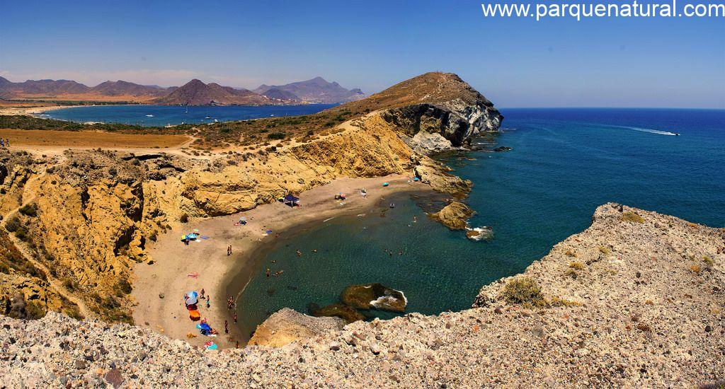 Cala los Amarillos de Cabo de Gata – Disfruta de Cabo de Gata